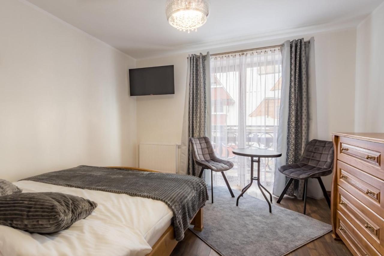 Lesny Dwor Bed & Breakfast Murzasichle Exterior photo
