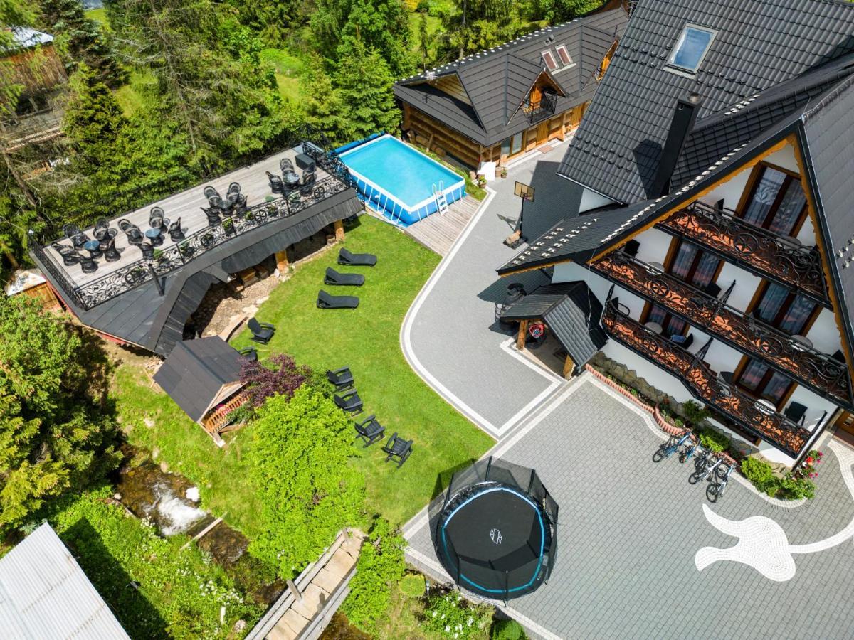 Lesny Dwor Bed & Breakfast Murzasichle Exterior photo