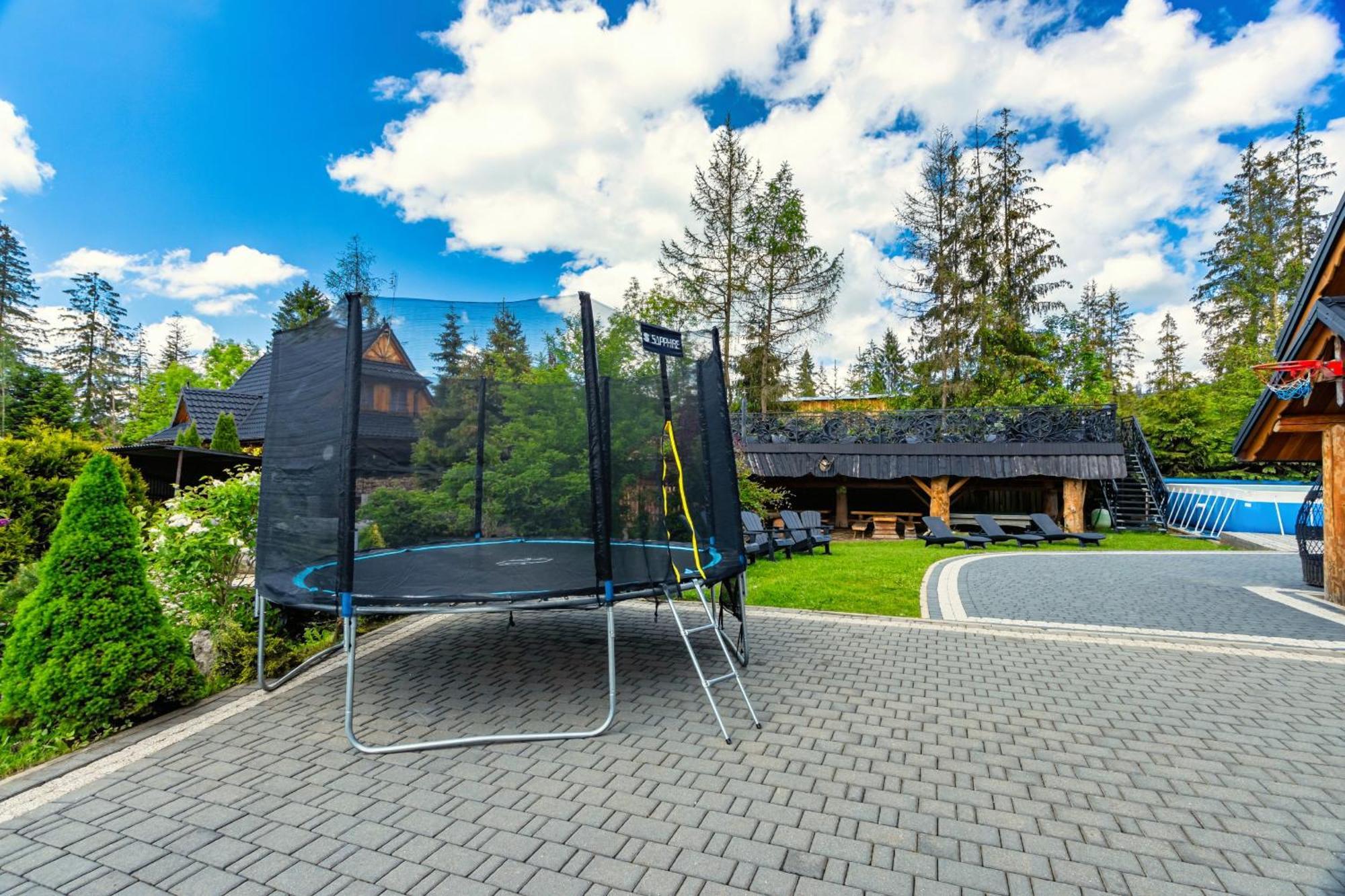 Lesny Dwor Bed & Breakfast Murzasichle Exterior photo