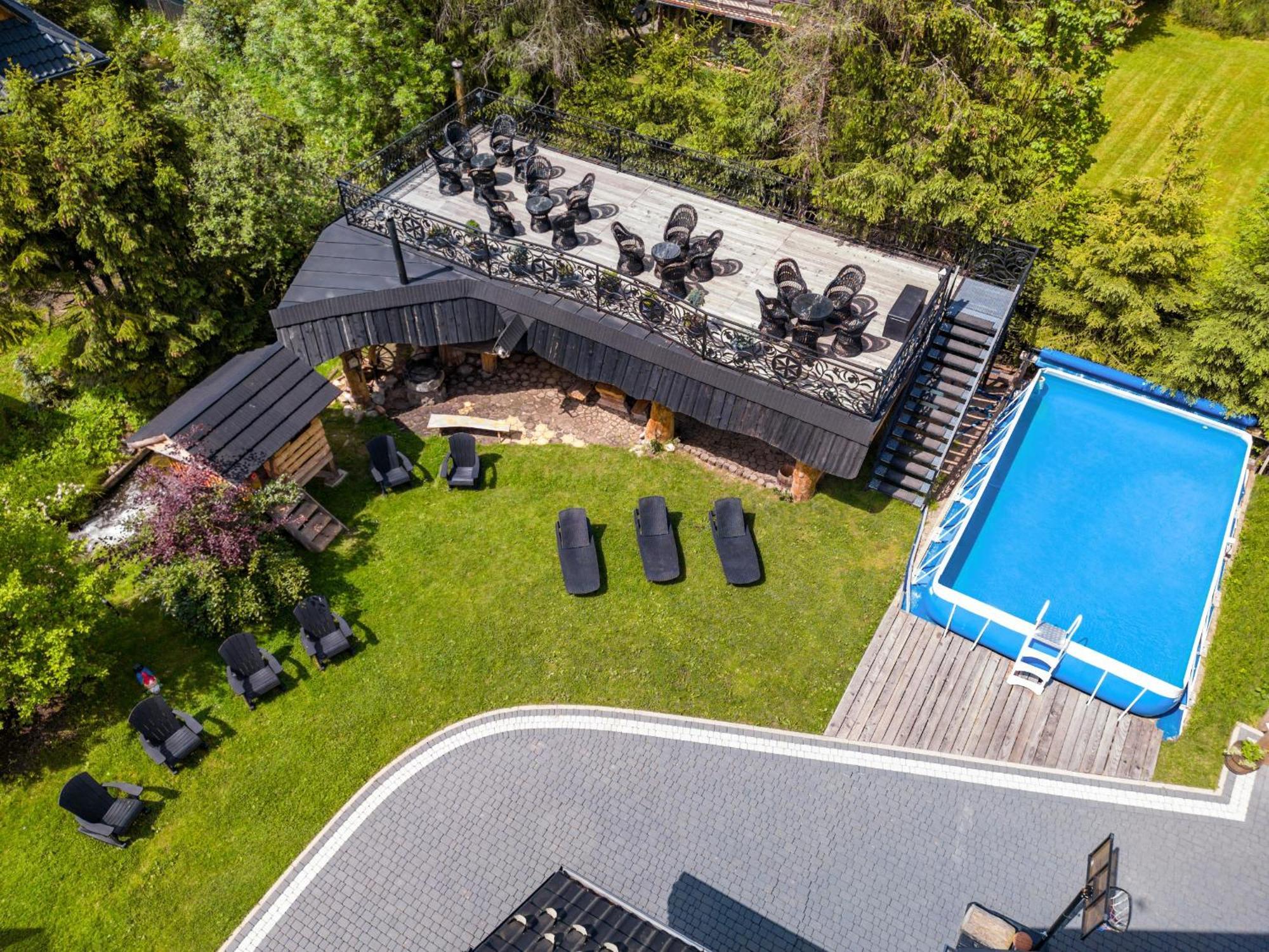 Lesny Dwor Bed & Breakfast Murzasichle Exterior photo
